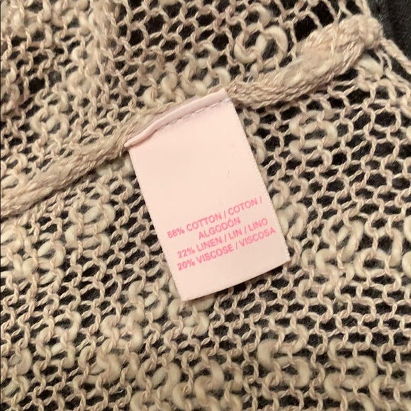 Victoria Secret Summer Top size Medium - Picture 4 of 5